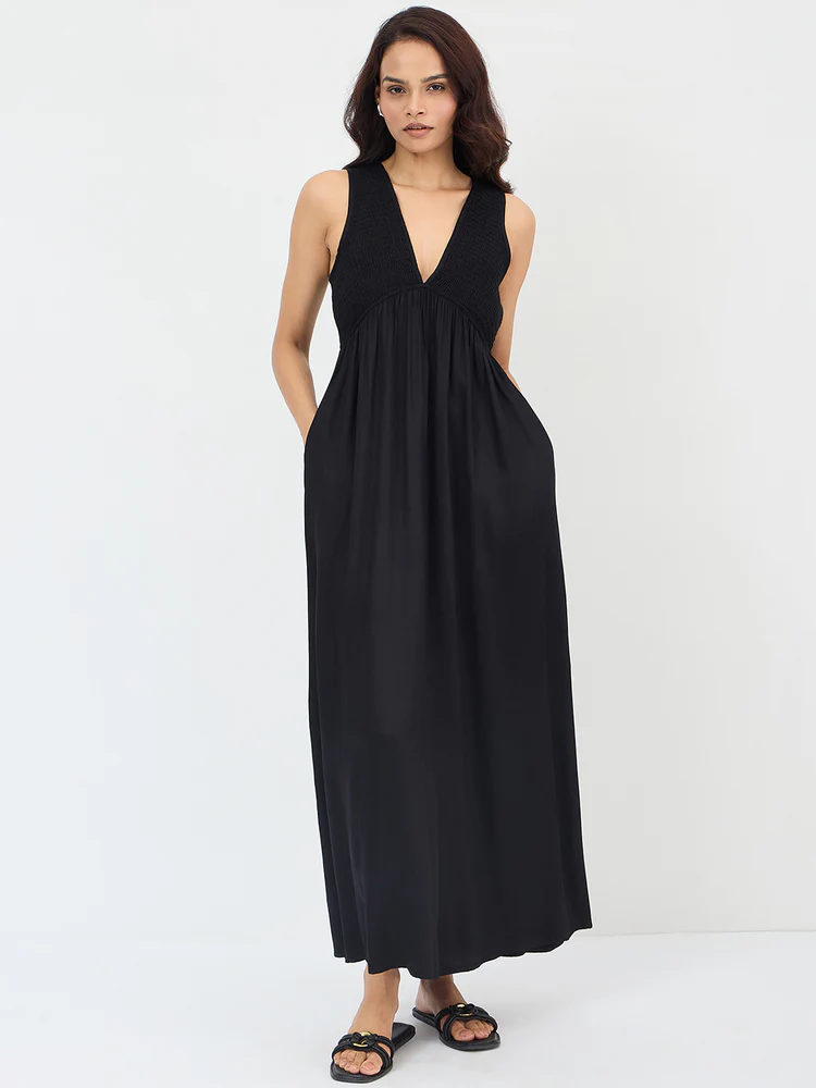 The 'Oak' Smocked Maxi Dress